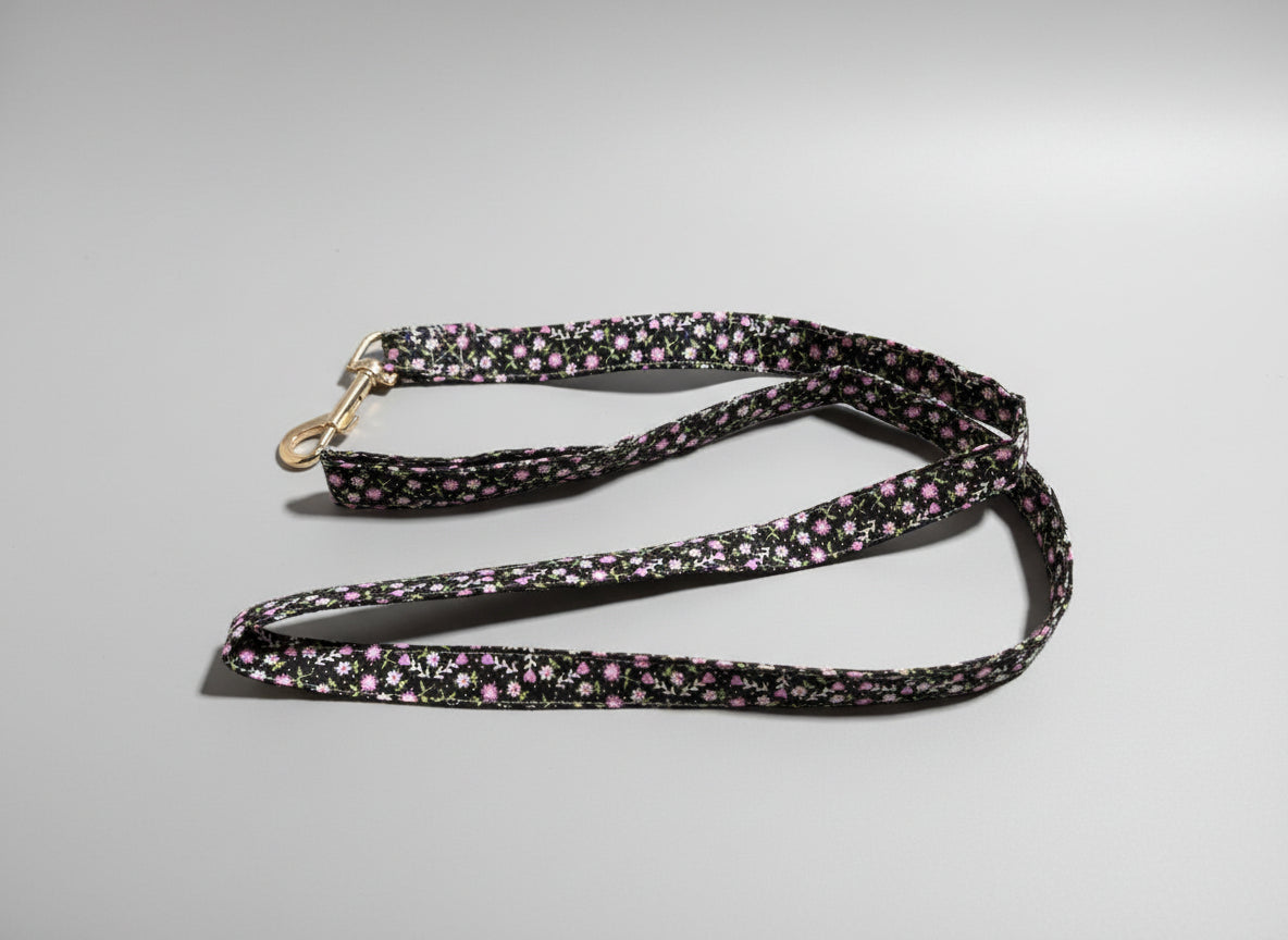 Handmade pet leash
